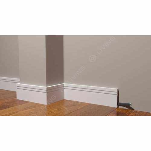 Плинтус Decor-Dizayn, белый, арт. DD717, коллекция DD, 200 х 8 х 1,3 см Россия
