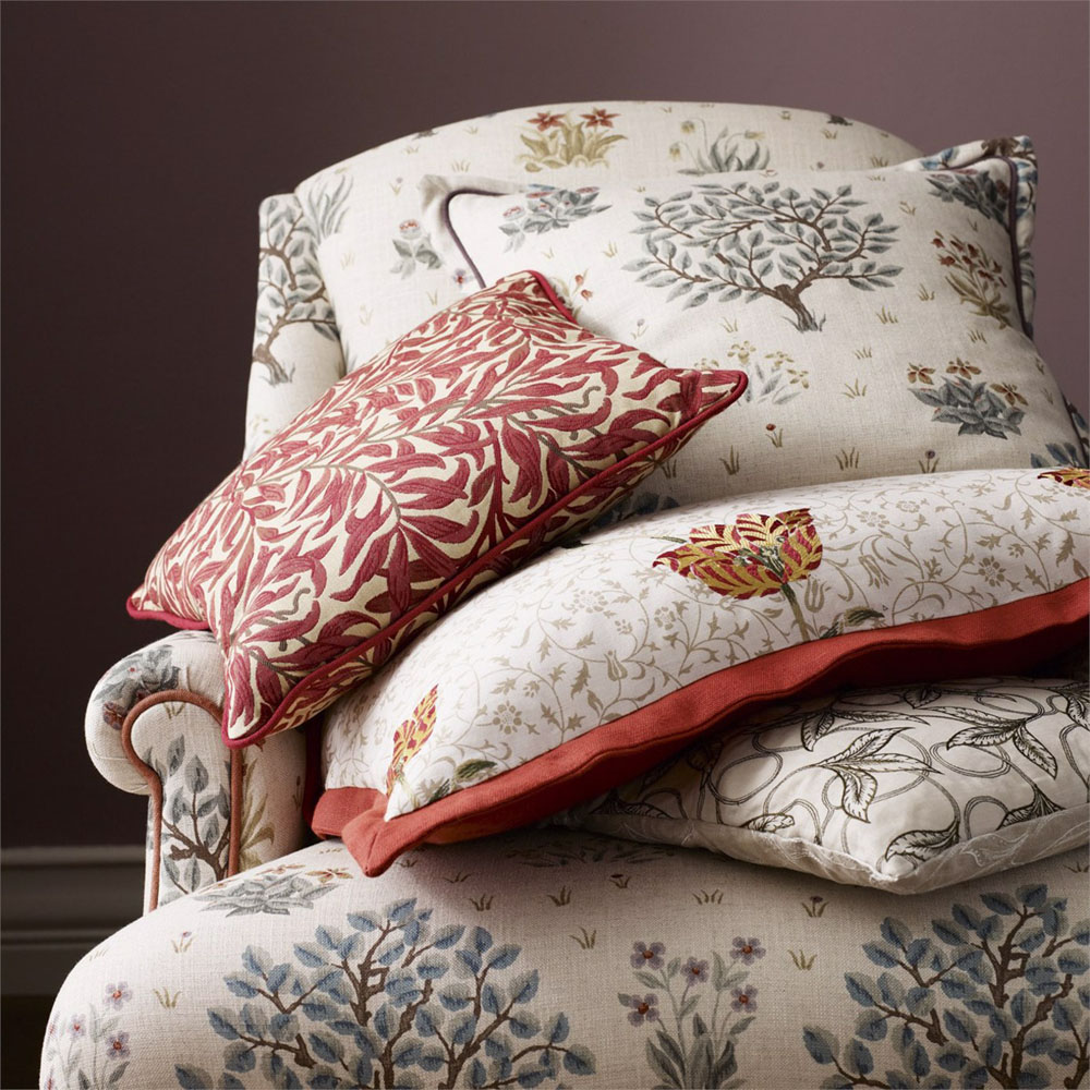 картинка Ткань Morris & Co коллекция The Craftsman Fabrics, арт. DMCR226452 от LIVING