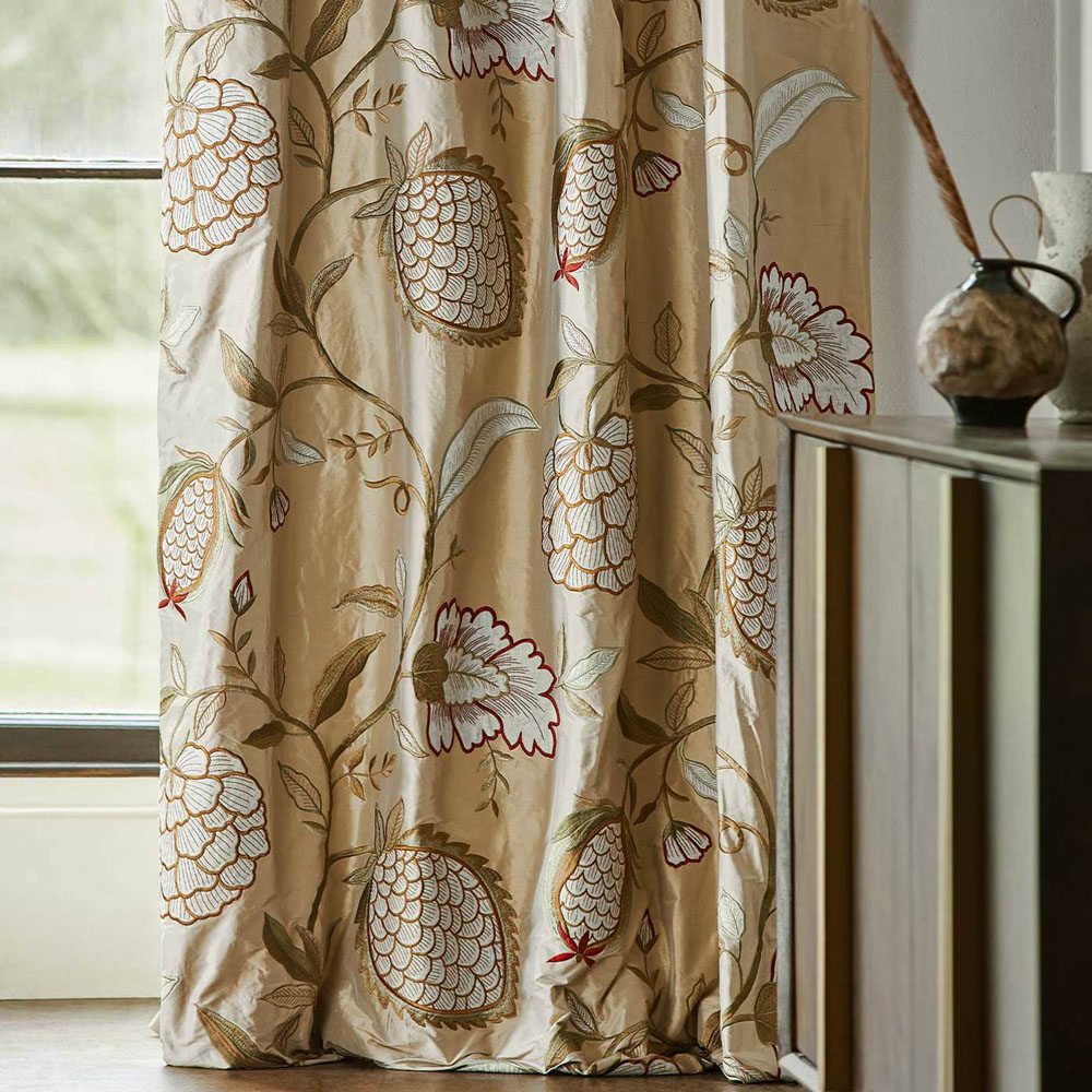 картинка Ткань Zoffany коллекция Kensington Walk Fabrics, арт. ZWIN332345 от LIVING