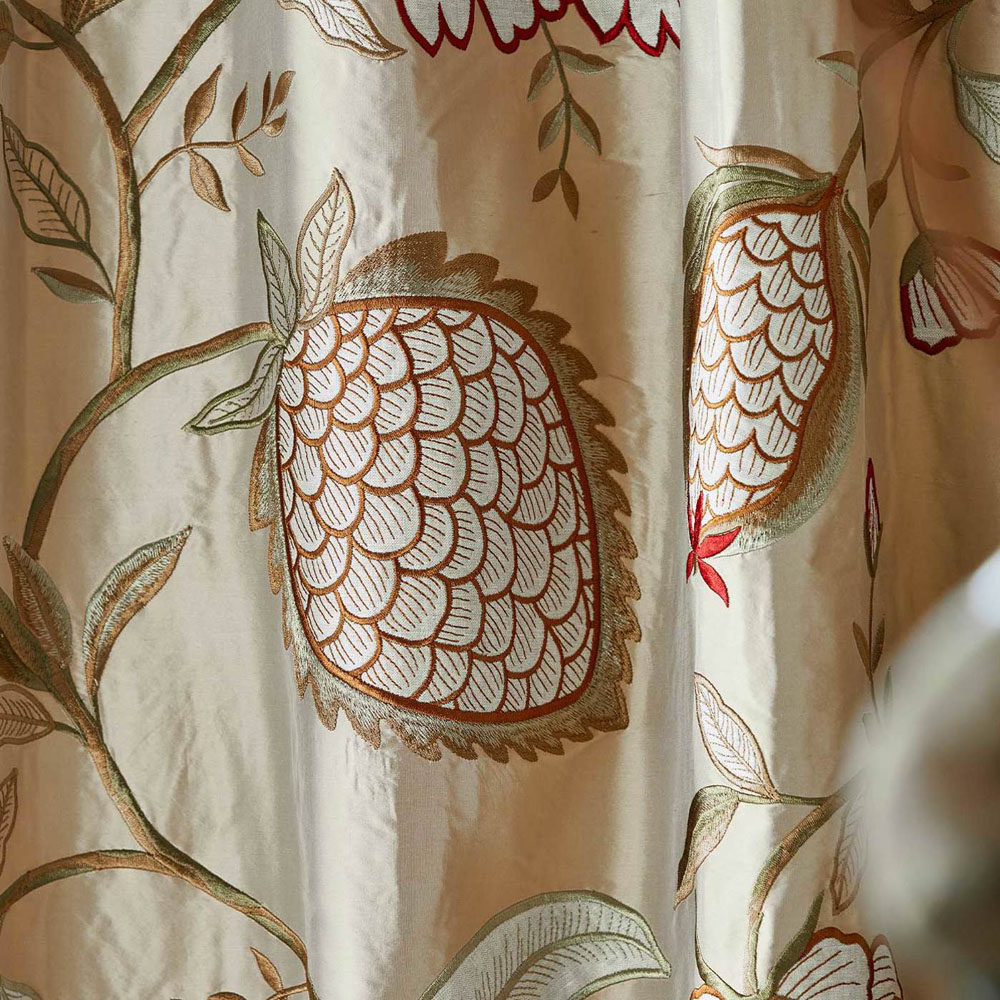 картинка Ткань Zoffany коллекция Kensington Walk Fabrics, арт. ZWIN332345 от LIVING